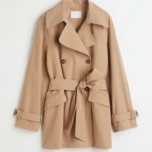 Short trench coat (new with tags)